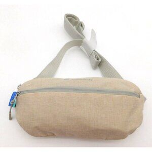 NWOT Therabody United Airlines First Class Amenity Kit Bag Toiletries